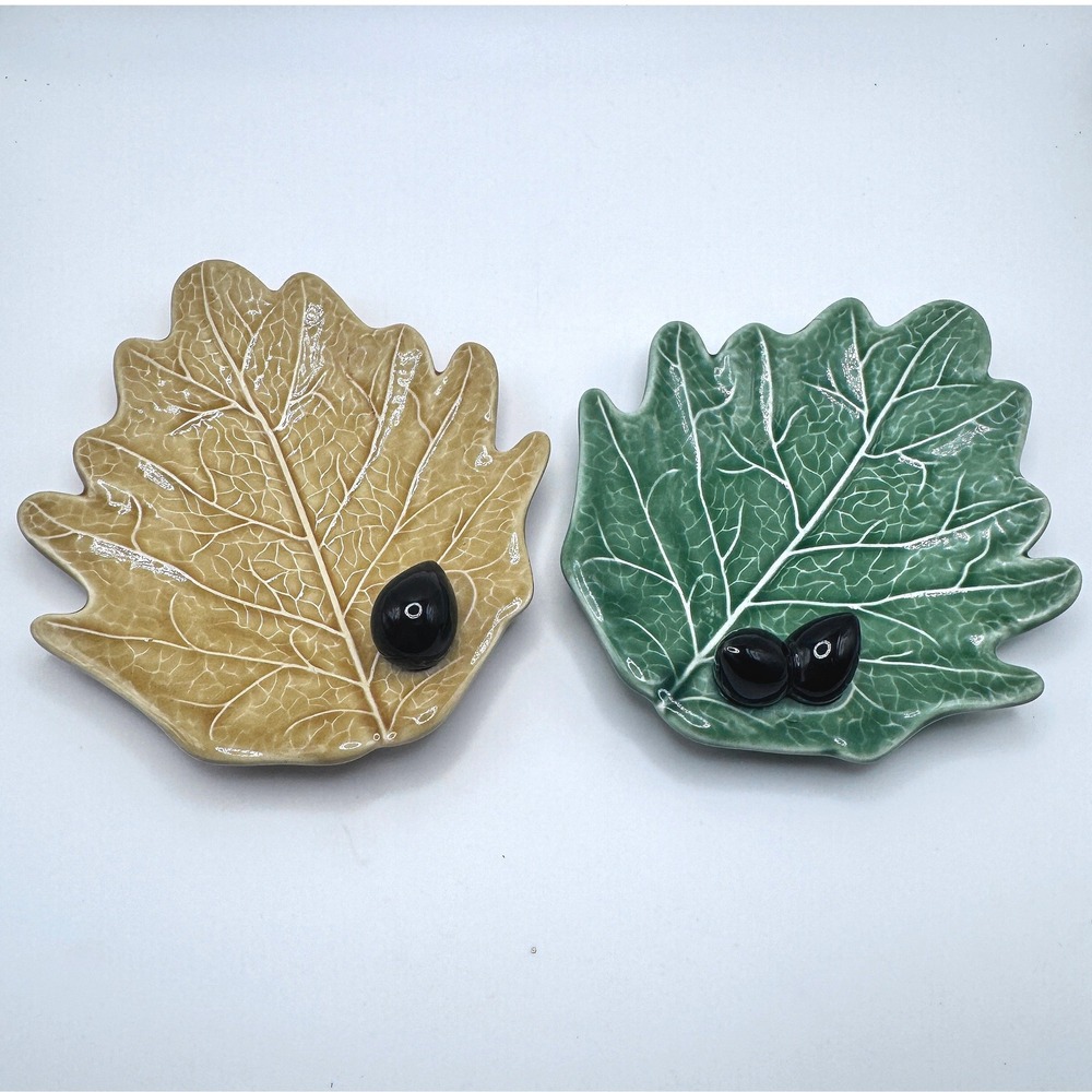 Vintage Bordallo Pinheiro Portugal Leaf Plates Set of 2 Majolica Fig Leaf Dishes